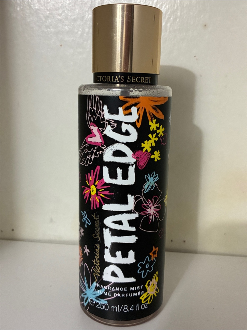 Victorias Secret Petal Edge